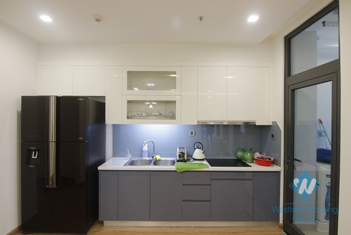 Nice three bedrooms apartment for rent in Vinhome Metropolis, Lieu Giai street, Ha Noi